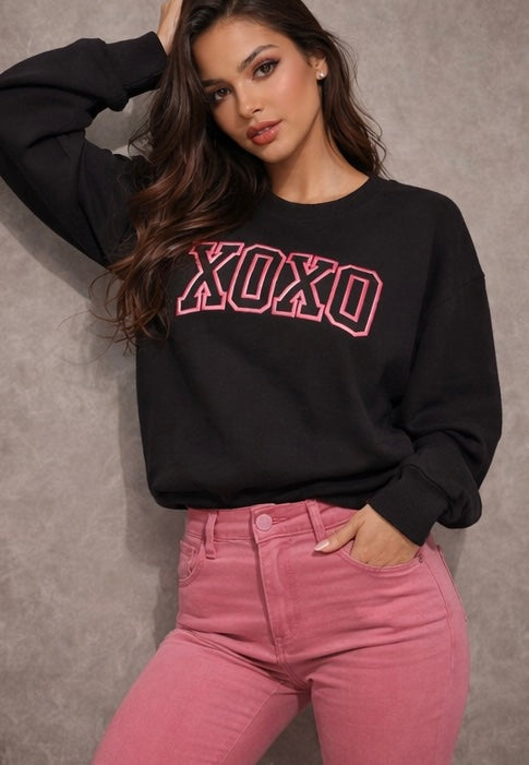 Embroidered XOXO Sweatshirt give for girlfriend wife friend